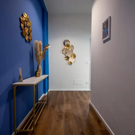 Housmart Dagnini 22 *