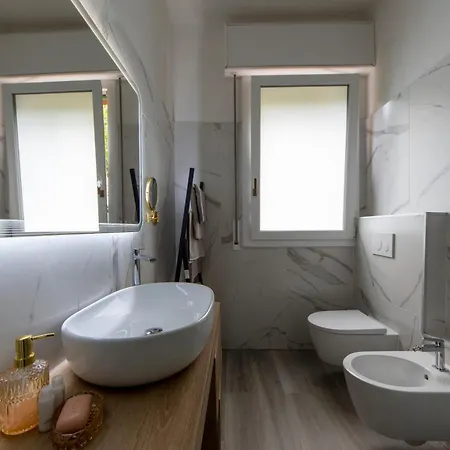 Apartamento Housmart Dagnini 22 *