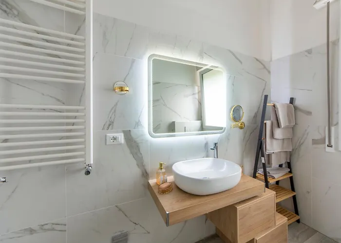 شقة Housmart Dagnini 22 *