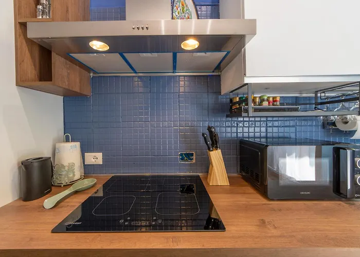 Housmart Dagnini 22 *