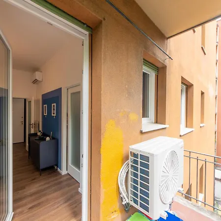 Housmart Dagnini 22 *